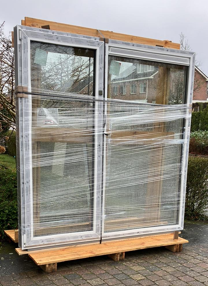 Kiep kantelkozijn houtlook antraciet - review foto